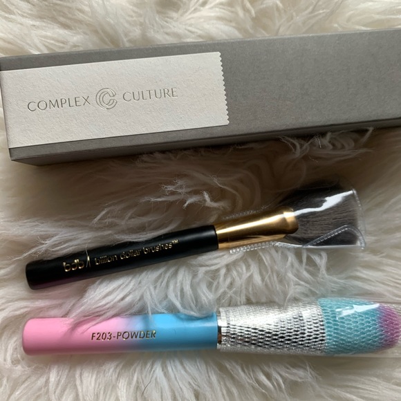 Pallets + brushes bundle - Picture 7 of 7